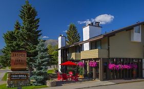 Jasper Inn & Suites By Innhotels  Canada